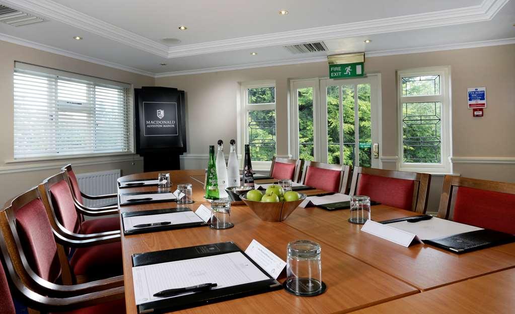 Macdonald Alveston Manor Hotel & Spa Stratford-upon-Avon Facilities photo