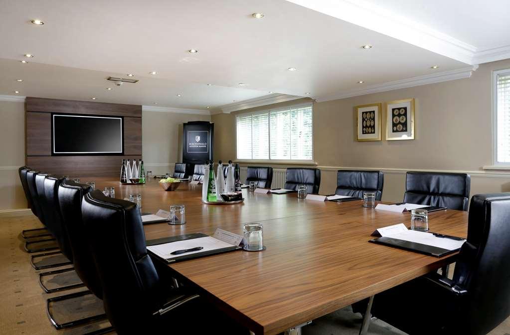 Macdonald Alveston Manor Hotel & Spa Stratford-upon-Avon Facilities photo
