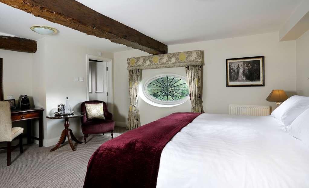 Macdonald Alveston Manor Hotel & Spa Stratford-upon-Avon Room photo