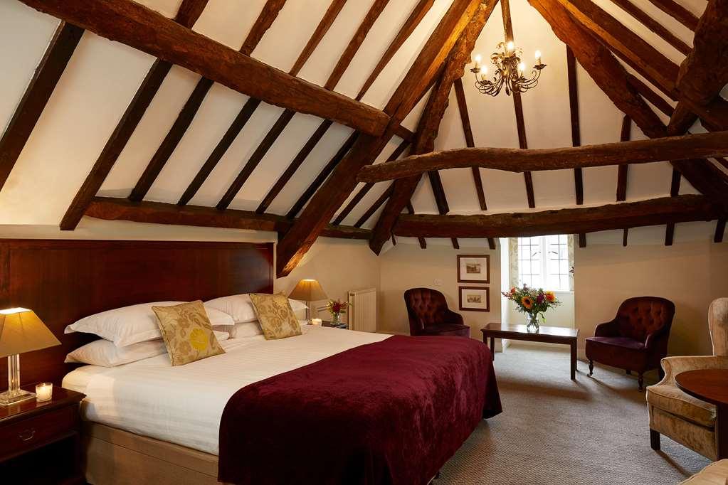 Macdonald Alveston Manor Hotel & Spa Stratford-upon-Avon Room photo