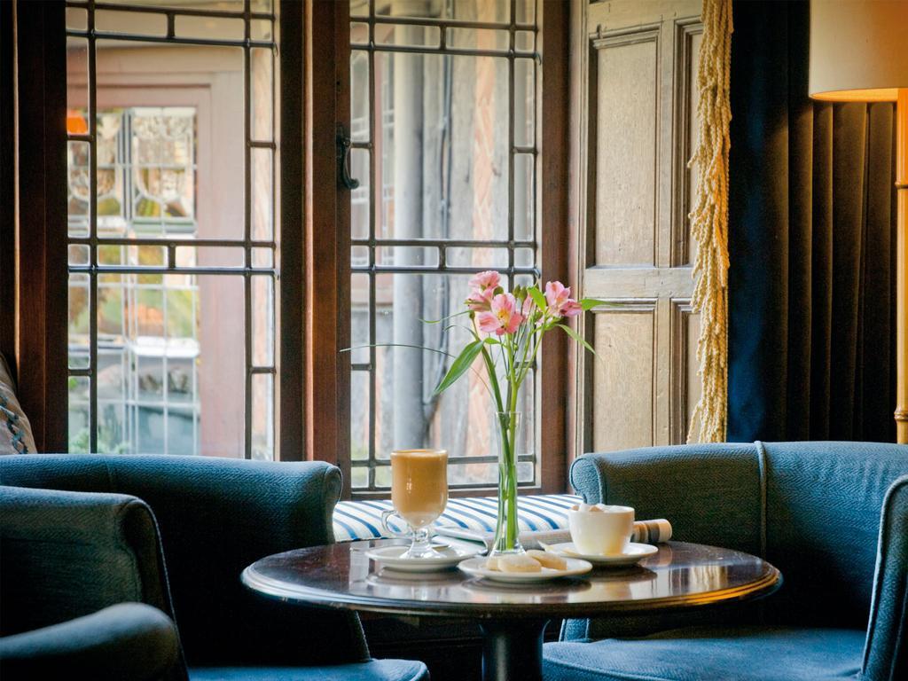 Macdonald Alveston Manor Hotel & Spa Stratford-upon-Avon Exterior photo