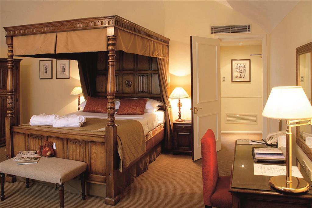 Macdonald Alveston Manor Hotel & Spa Stratford-upon-Avon Room photo