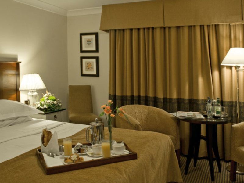 Macdonald Alveston Manor Hotel & Spa Stratford-upon-Avon Exterior photo