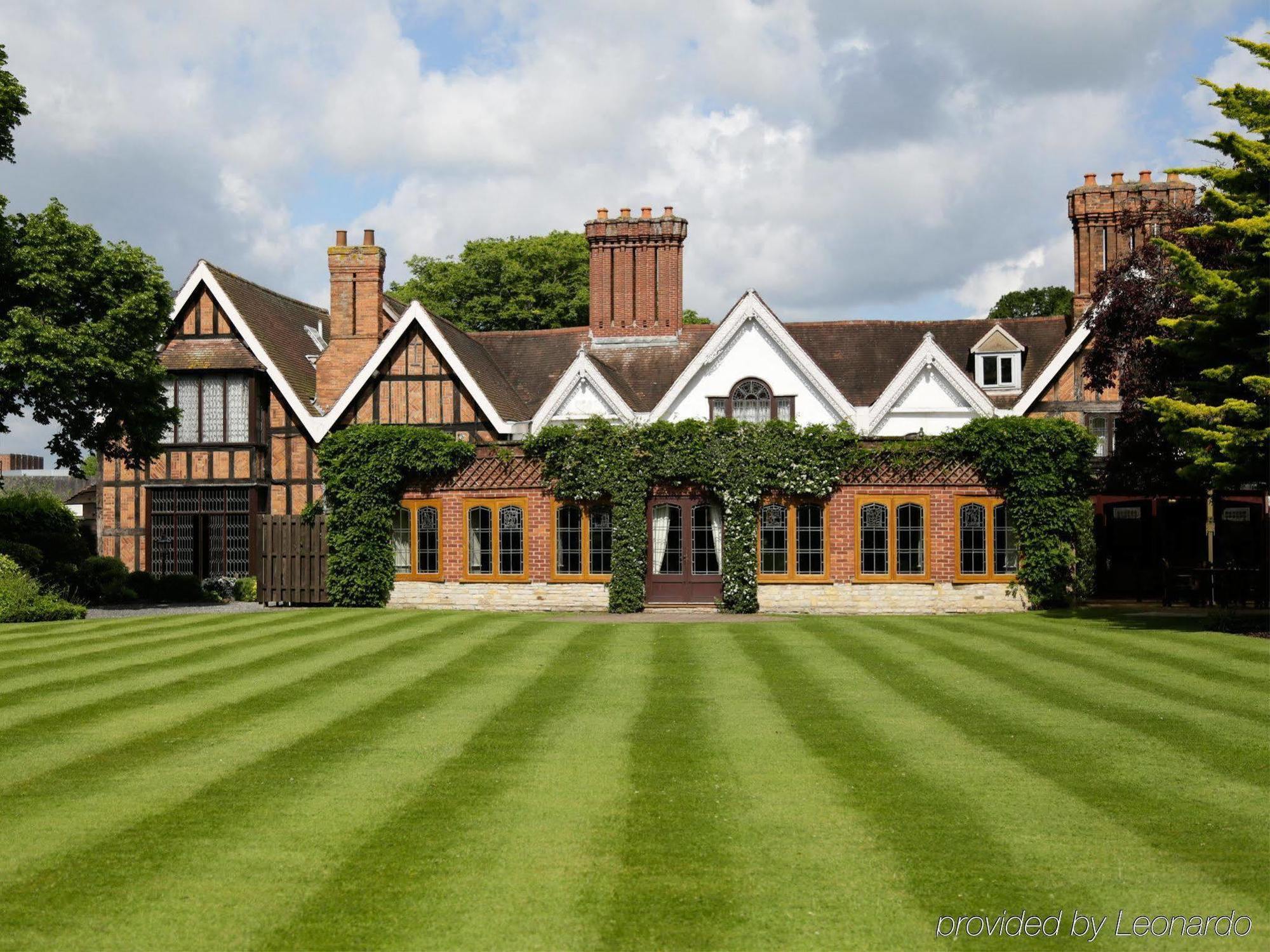 Macdonald Alveston Manor Hotel & Spa Stratford-upon-Avon Exterior photo