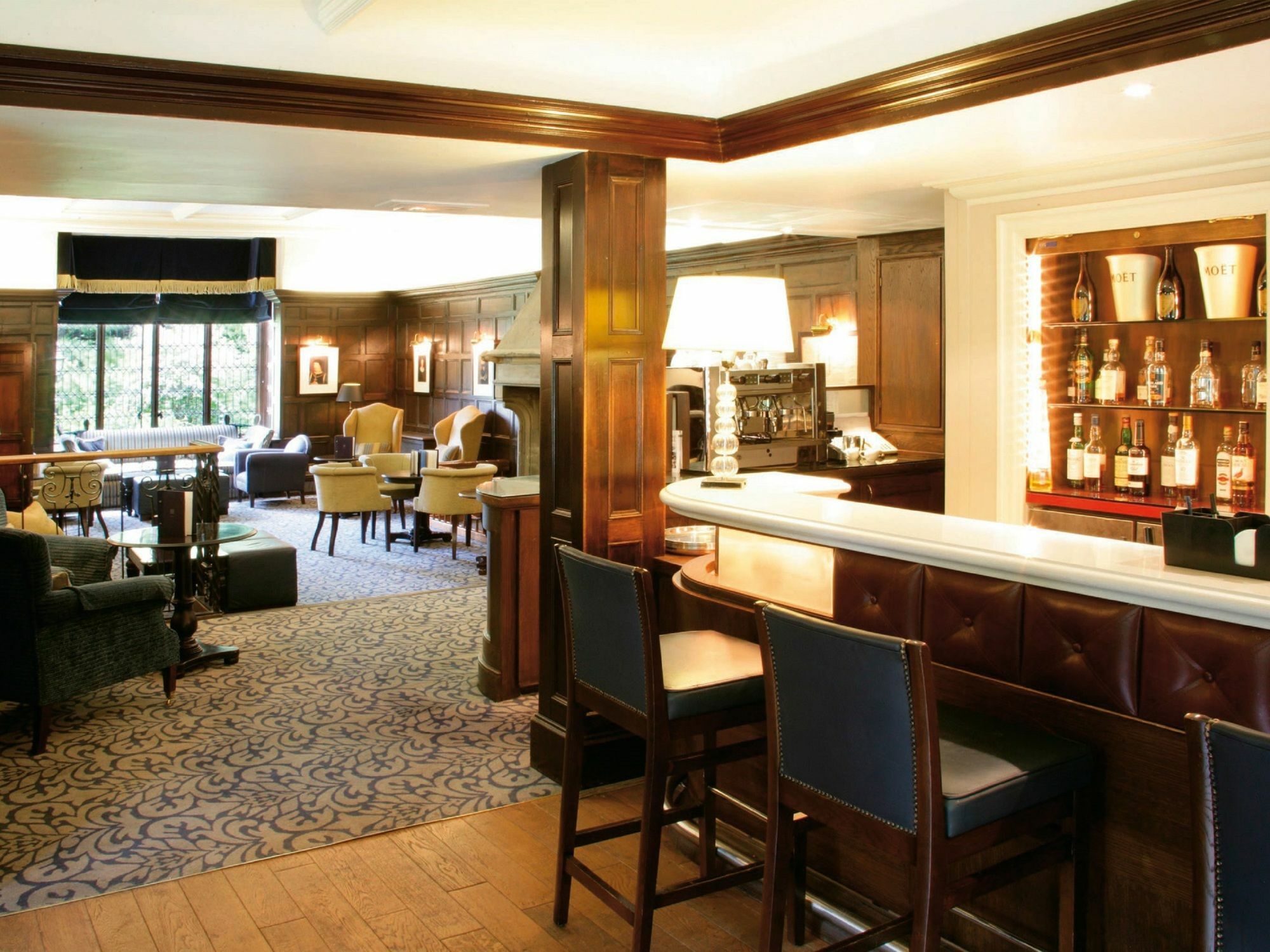 Macdonald Alveston Manor Hotel & Spa Stratford-upon-Avon Exterior photo